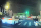 公路坦克名不虚传！比亚迪唐被渣土车撞飞 门撞烂驾驶员没事
