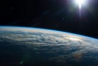 900光年外新发现的行星：刮着7万公里/小时的铁风