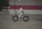 稚晖君和机器人 离不开自行车