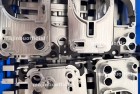 外观实锤！iPhone 17 Pro Max中框模具曝光：背部神似小米11 Ultra